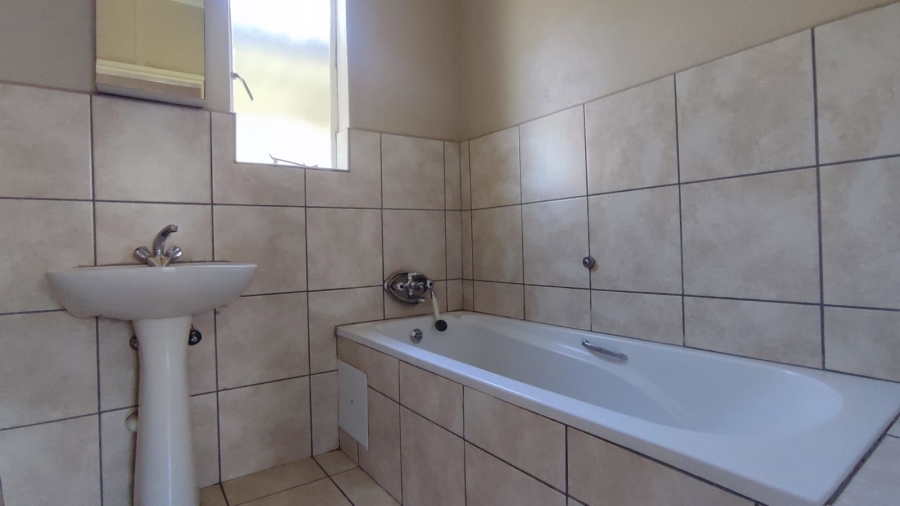 3 Bedroom Property for Sale in Waterkloof Hill Estate North West